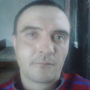 Артём Каракулов, 44 года